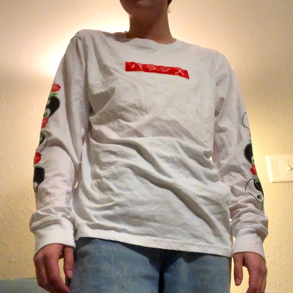 graphic long sleeve tee